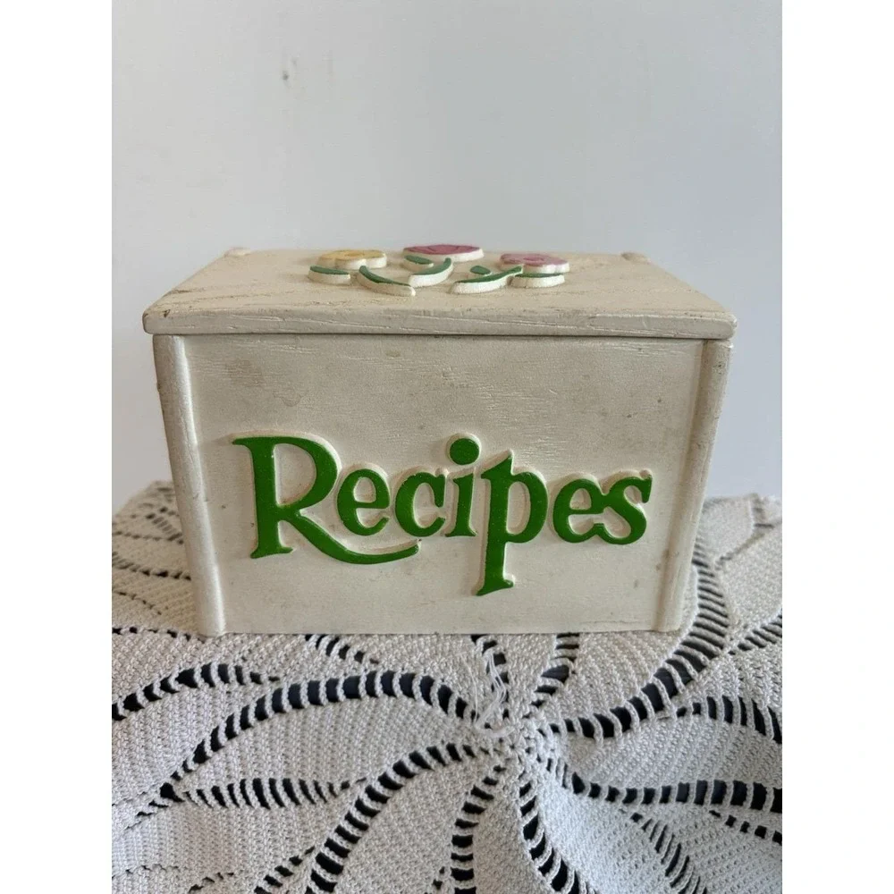 Vintage Recipe box flip open flowers Floral wood look white green pink FTD 1985